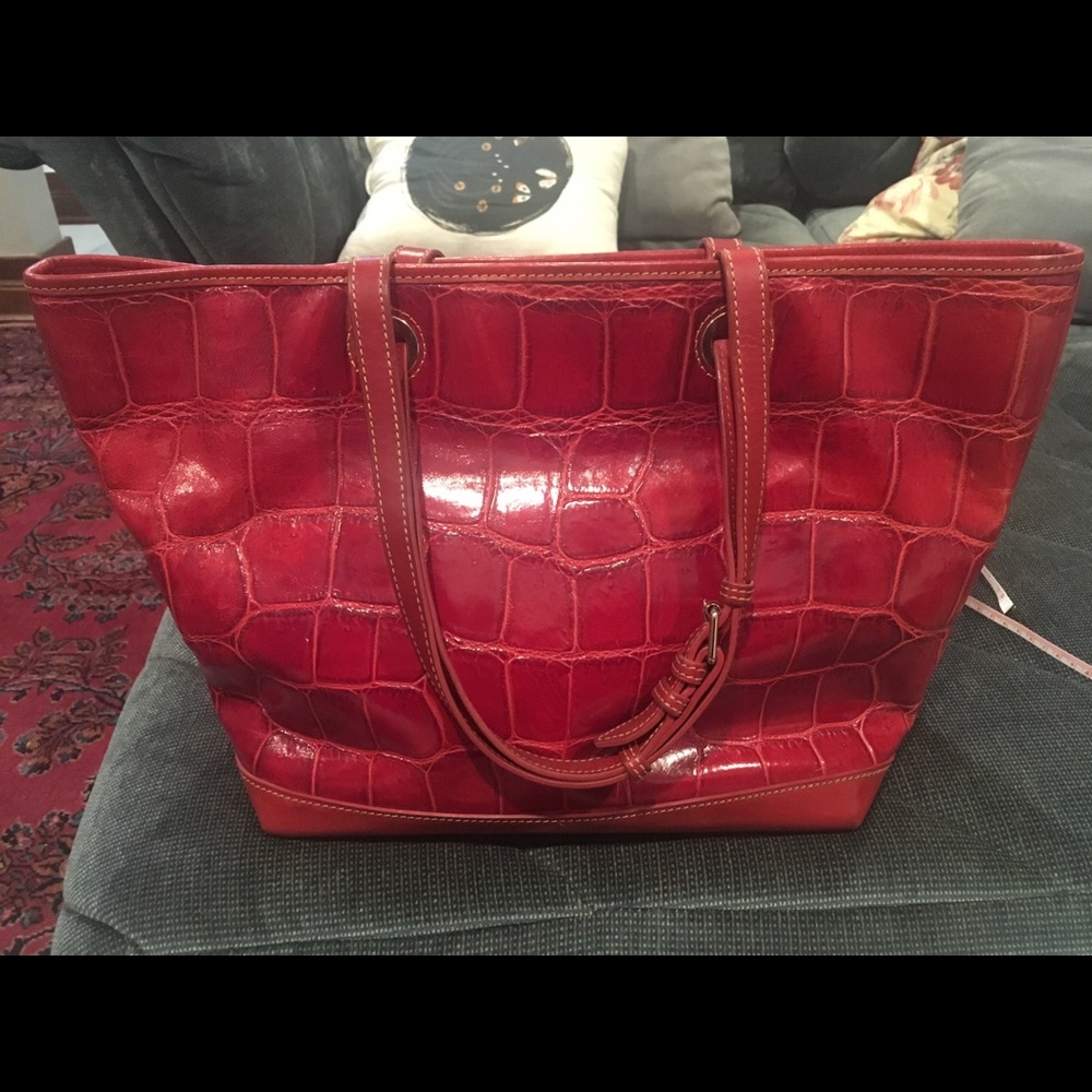 Dooney & Bourke